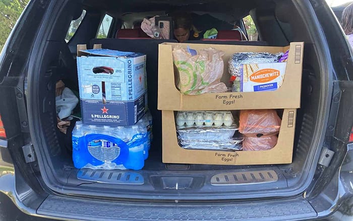 From one coast to the other: It’s Passover ‘to go’