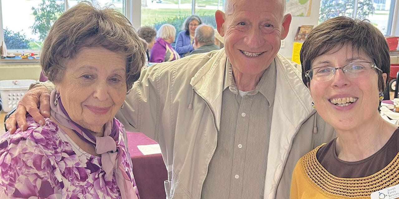 Jews from the former Soviet Union enjoyed a JFS model seder